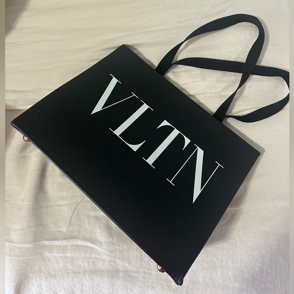 Authentic Valentino leather shopper tote handbag - Picture 10 of 10